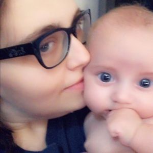 Meet your Posher, Celeste